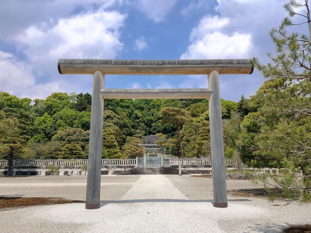 明治天皇 伏見桃山陵