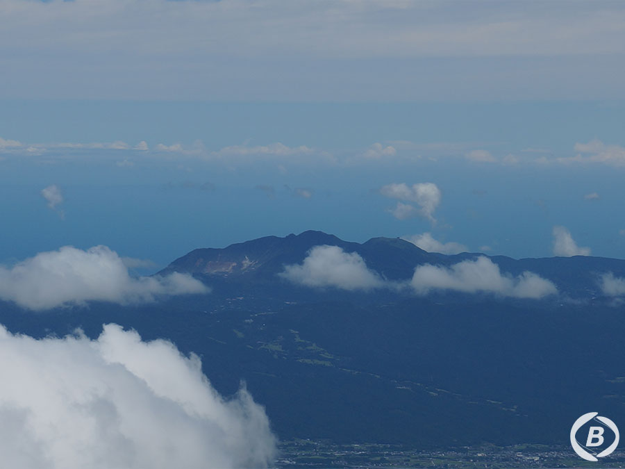 富士宮ルートから望む箱根連山