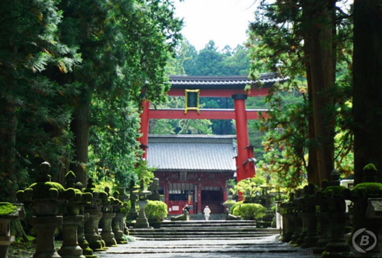 富士浅間神社に到着