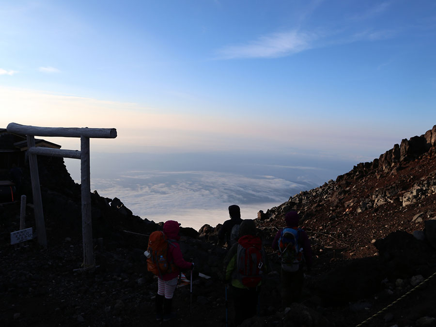 富士山頂は3,778ｍ!?