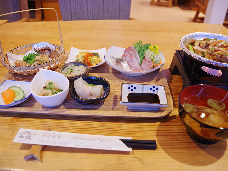 島宿御縁の夕食料理一例