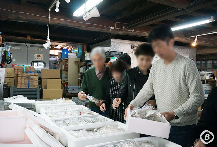 北由商店