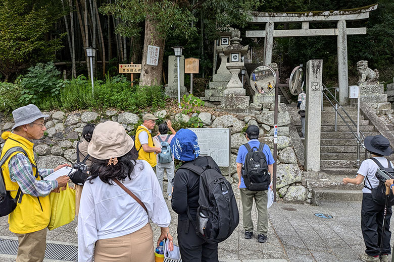 烏帽子形八幡神社