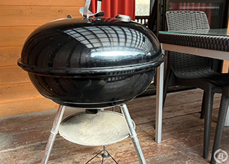 コテージB檜風呂付・BBQ炉