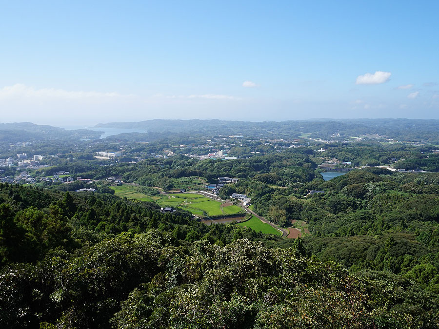 岳ノ辻展望台から北西の風景