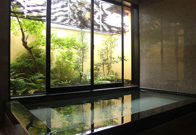 潮風香る内湯の宿　かめや