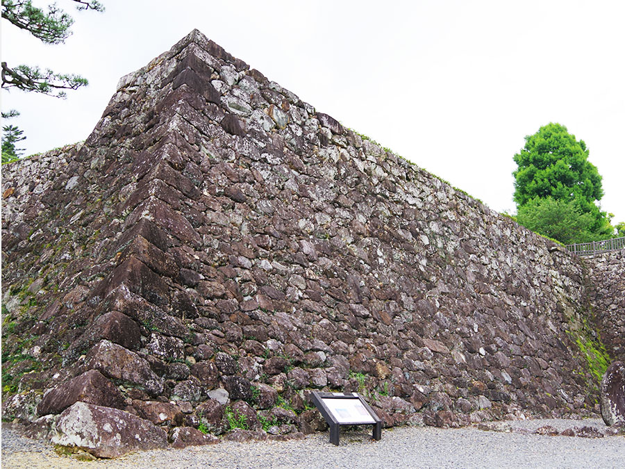 高知城の三ノ丸石垣