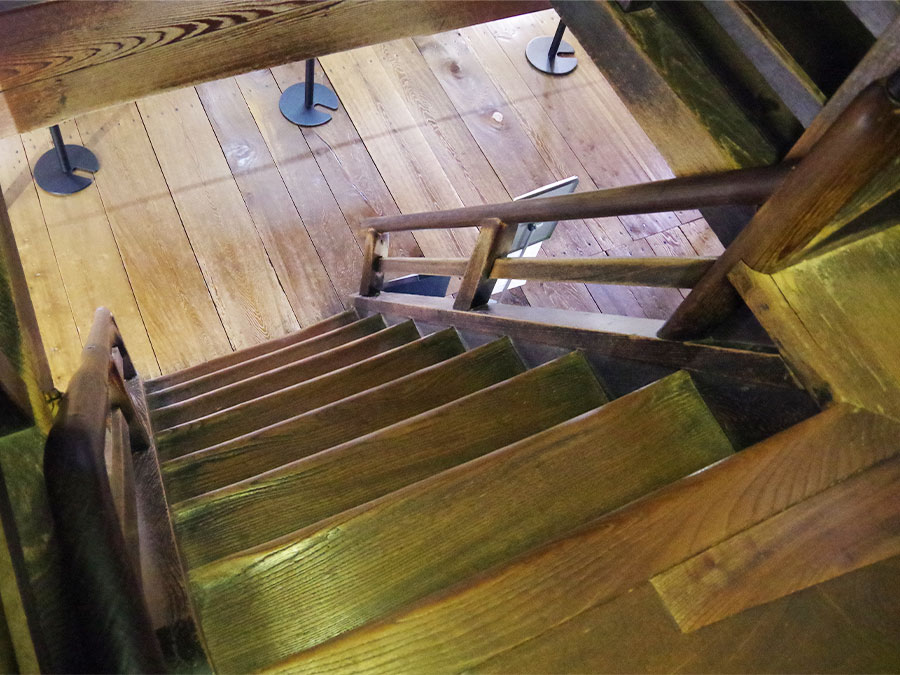 高知城の天守階段
