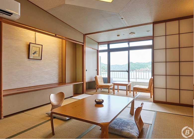 ホテル浦島・本館和室