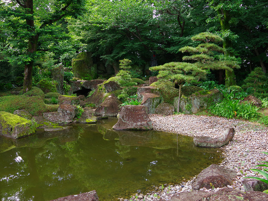 高山寺の庭園