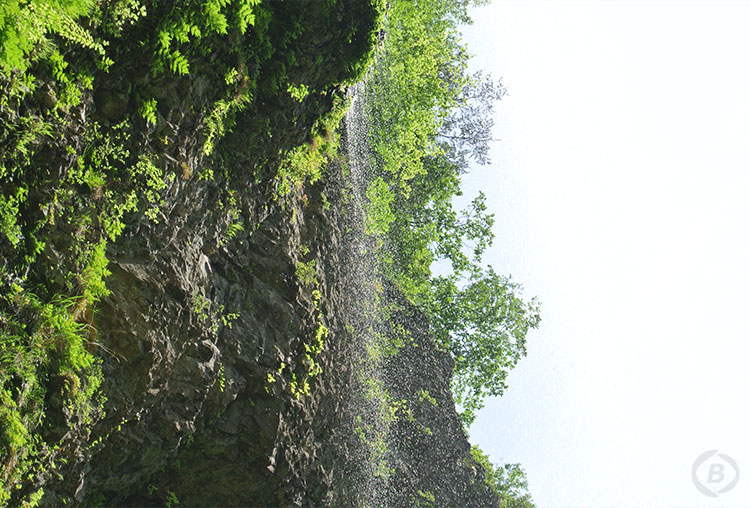 壇鏡の滝