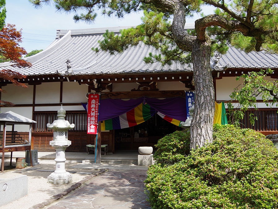 円満寺の本堂
