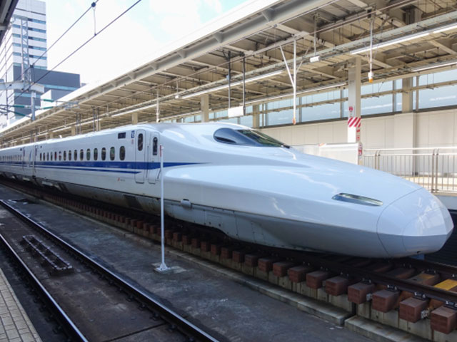 新横浜発 京都行き JR新幹線・特急格安チケット予約（往復・片道）