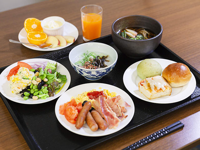 朝食一例