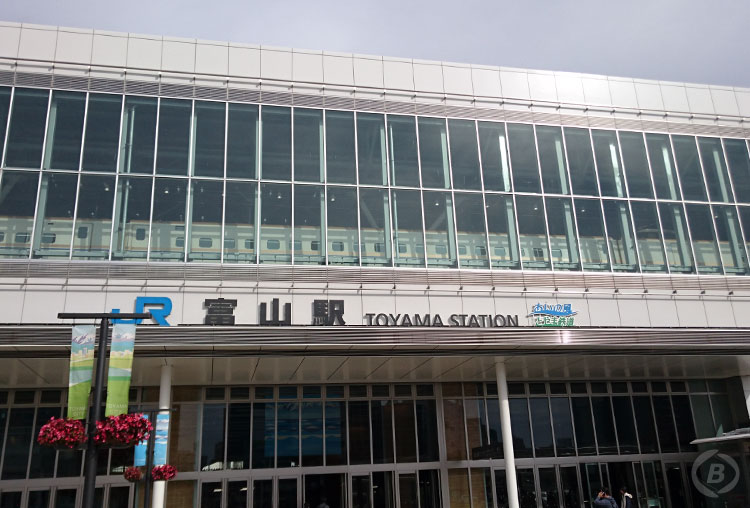 富山駅駅